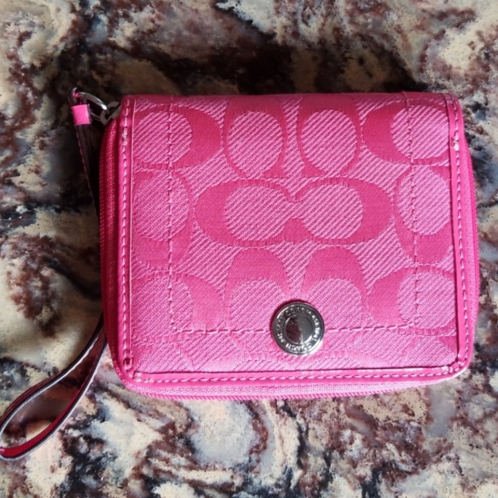Coach wallet